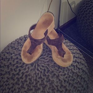 UGG Zamora Thong Wedge Sandal